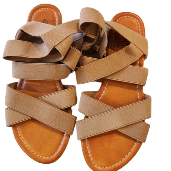 Sandalup sandals size 6 women's nwot never worn - Picture 1 of 3